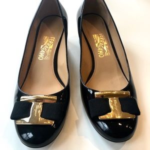 Ferragamo Vara Pump - 8.5 M
